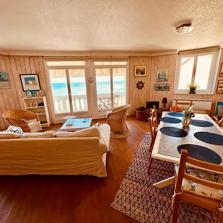 Les Fleurons Apartmán